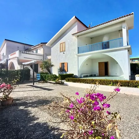 Francesca E Cristina *